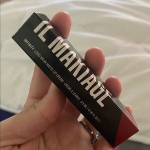 IL MAKIAGE Infinity Matte Lip Cream in Matte Gesha 405
